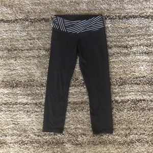 Lululemon size 4 leggings